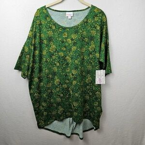 ❤️ 3/$15 Green Floral Women’s Shirt C